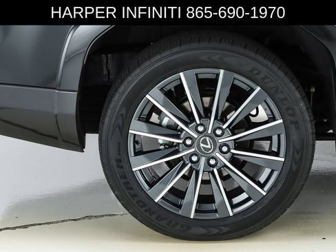 Used 2024 Lexus GX 550 w/ Accessory Package (31) AWD/4WD image 14