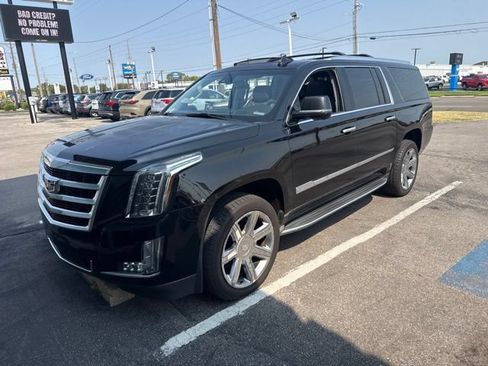 Used 2015 Cadillac Escalade ESV Luxury AWD/4WD image 1