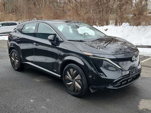 Used 2023 Nissan Ariya FWD image 3