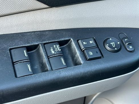Used 2014 Honda CR-V LX image 13