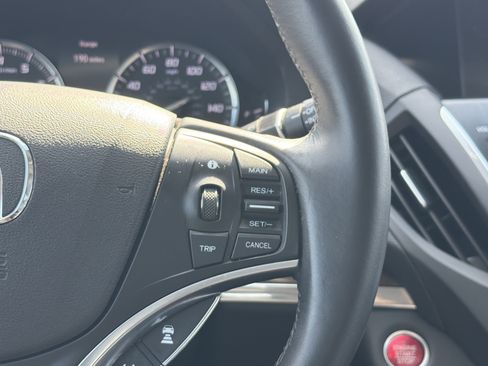 Certified 2017 Acura MDX FWD w/ Technology Package image 20