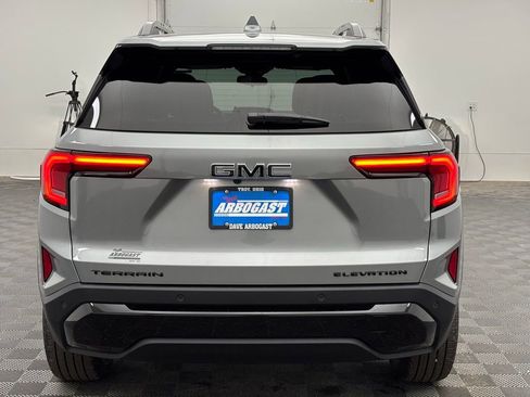 New 2026 GMC Terrain Elevation w/ Black Edition image 8