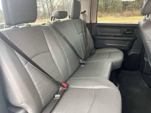Used 2018 RAM 1500 Express image 27