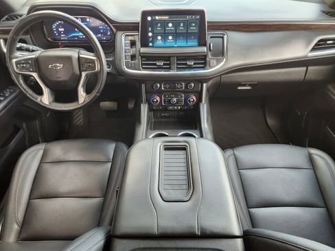 Used 2022 Chevrolet Tahoe Z71 w/ Luxury Package image 23