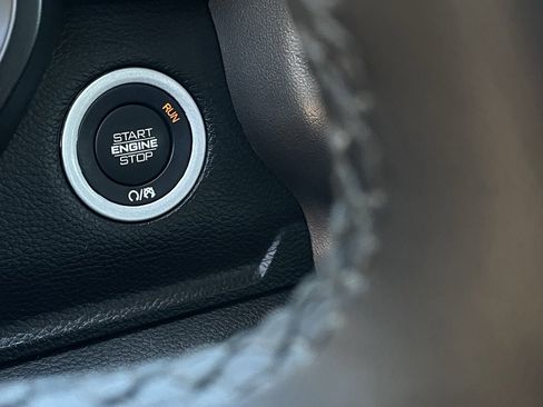 Used 2025 RAM 1500 Lone Star image 16