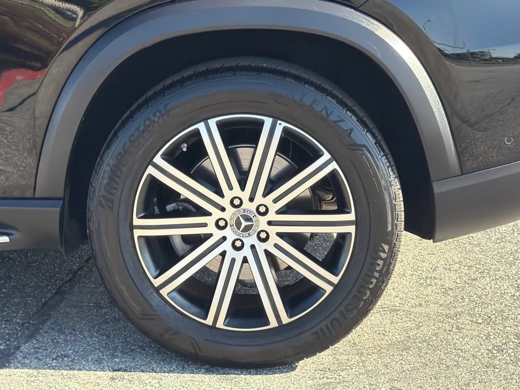 Certified 2025 Mercedes-Benz GLE 450e 4MATIC image 17