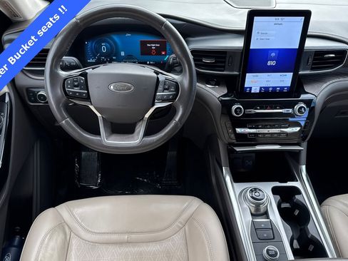 Certified 2022 Ford Explorer Platinum w/ Technology Package image 15