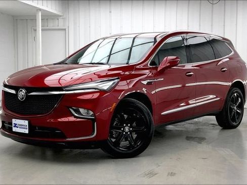 Used 2023 Buick Enclave Essence w/ Sport Touring Edition AWD/4WD image 2