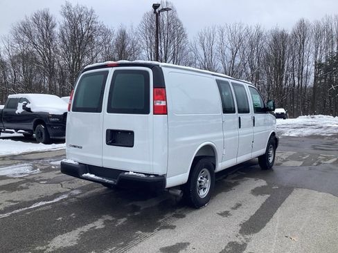 New 2025 Chevrolet Express 2500 image 7
