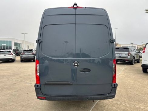 Used 2019 Mercedes-Benz Sprinter 170 image 5