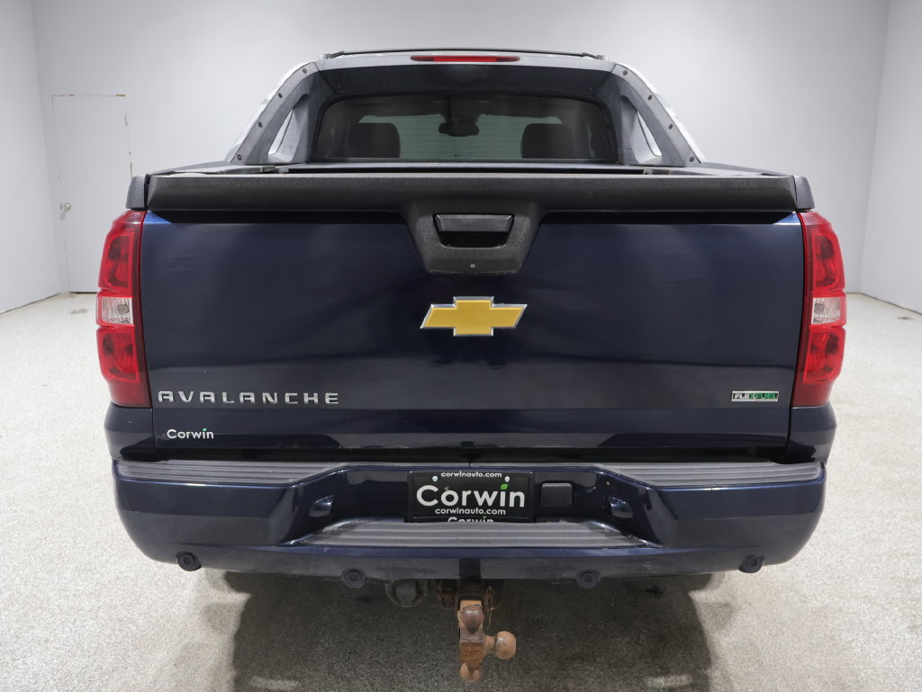 Used 2008 Chevrolet Avalanche LTZ w/ LTZ Preferred Equipment Group AWD/4WD image 8