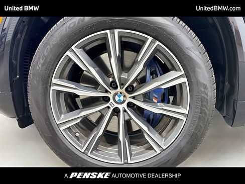 Used 2026 BMW X5 xDrive40i w/ Executive Package AWD/4WD image 2