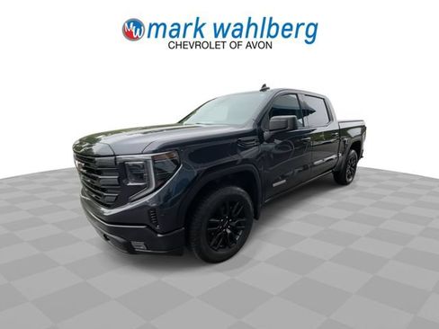 Certified 2024 GMC Sierra 1500 Elevation AWD/4WD image 3