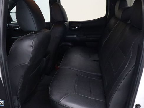 Used 2023 Toyota Tacoma TRD Off-Road w/ Technology Package image 26