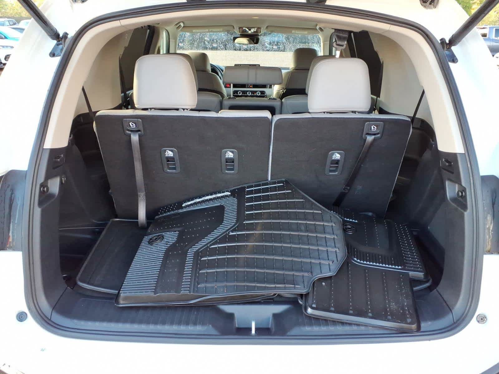 Used 2025 Honda Pilot EX-L image 6