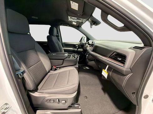 New 2026 Chevrolet Suburban LS w/ LPO, Dark Essentials Package AWD/4WD image 26