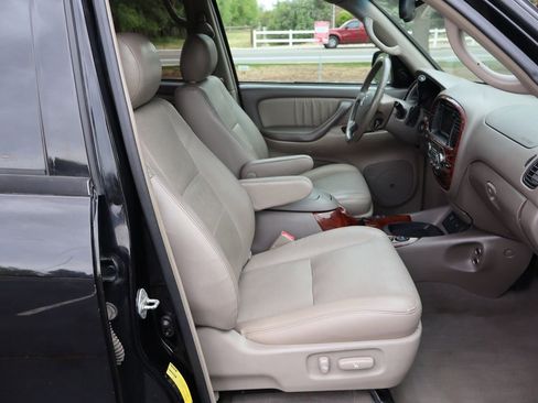 Used 2006 Toyota Sequoia Limited AWD/4WD image 24