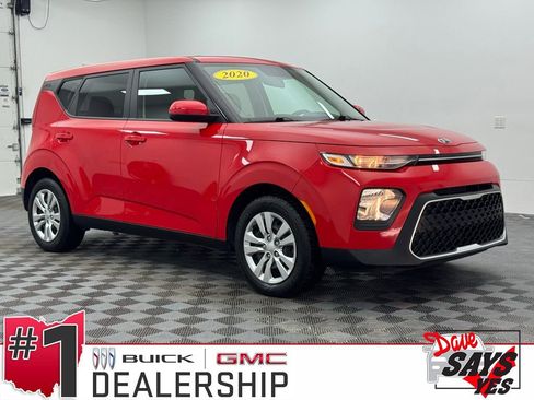Used 2020 Kia Soul LX image 1