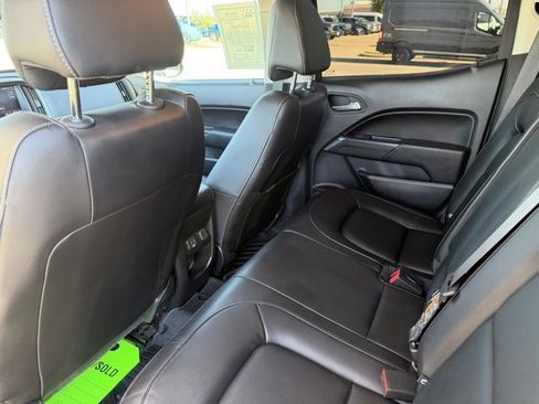 Used 2022 Chevrolet Colorado ZR2 w/ ZR2 Midnight Special Edition image 21