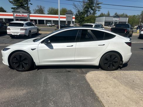 Used 2025 Tesla Model 3 Long Range RWD image 8