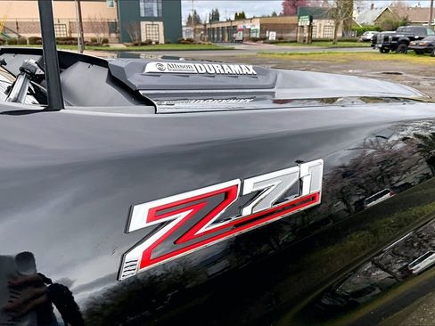 Used 2020 Chevrolet Silverado 3500 LT w/ All Star Edition image 37