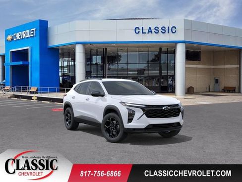New 2026 Chevrolet Trax LT w/ Driver Confidence Package FWD image 1