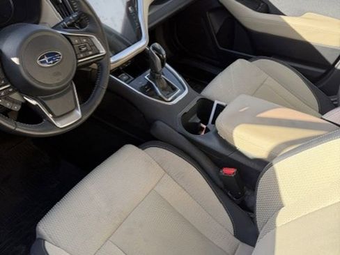 Used 2020 Subaru Outback Premium image 21