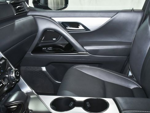 Used 2024 Lexus LX 600 F Sport image 60