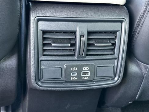 Used 2026 Subaru Forester Premium AWD/4WD image 11