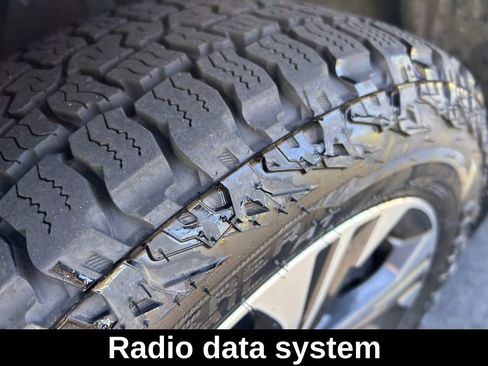 Used 2024 Subaru Crosstrek 2.0i Premium image 14