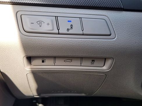 Used 2015 Hyundai Sonata Sport w/ Option Group 03 FWD image 23