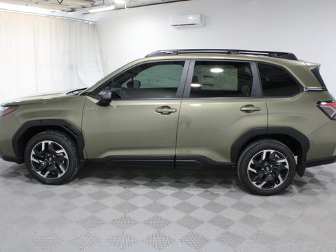 New 2026 Subaru Forester Premium AWD/4WD image 29