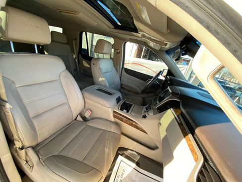 Used 2015 GMC Yukon Denali w/ Touring Package image 28