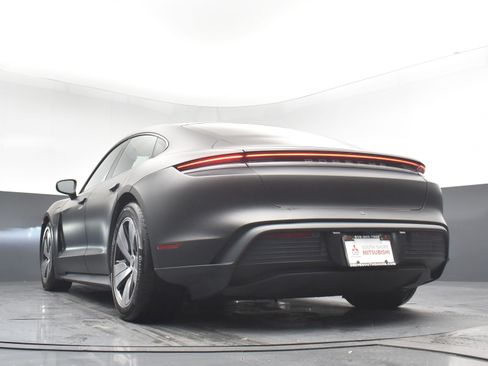 Used 2020 Porsche Taycan 4S AWD/4WD image 18