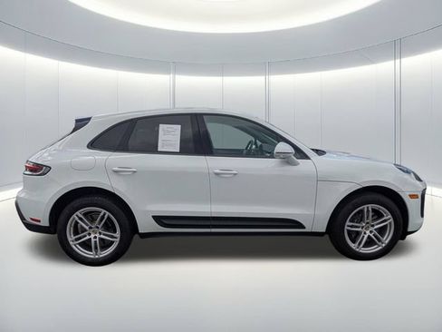 Used 2024 Porsche Macan AWD/4WD image 7