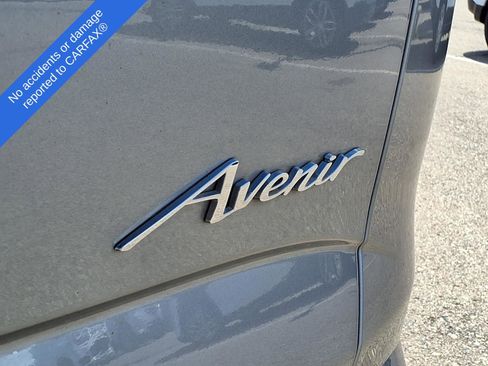 Used 2024 Buick Enclave Avenir w/ Avenir Technology Package AWD/4WD image 10