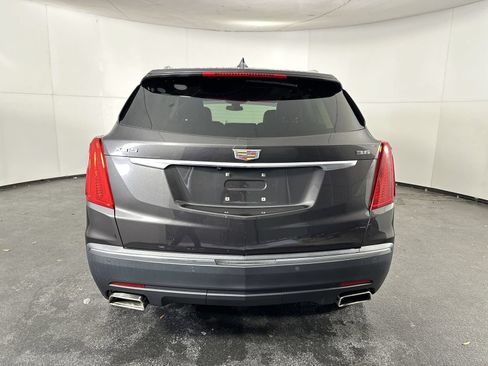 Used 2018 Cadillac XT5 Luxury w/ Driver Awareness Package FWD image 7