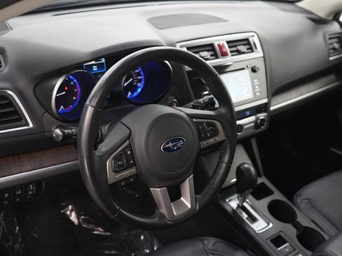 Used 2017 Subaru Outback 3.6R Limited AWD/4WD image 21