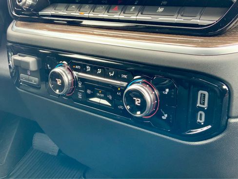 New 2026 GMC Sierra 1500 Elevation image 51