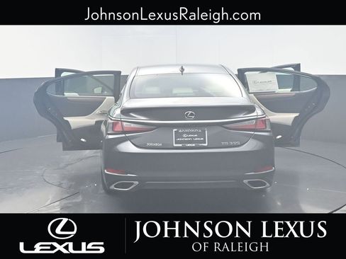 New 2025 Lexus ES 350 w/ Premium Package image 27
