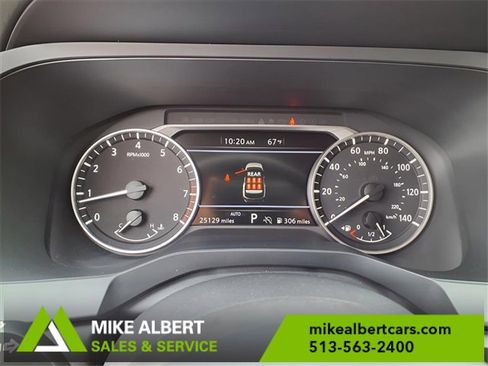 Used 2024 Nissan Pathfinder S image 20