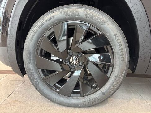 New 2026 Volkswagen Atlas SE image 17