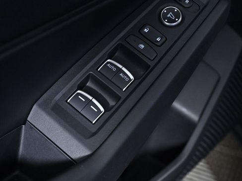 Used 2025 Honda Accord SE image 24