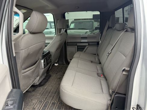Used 2015 Ford F150 XLT w/ Equipment Group 302A Luxury AWD/4WD image 10