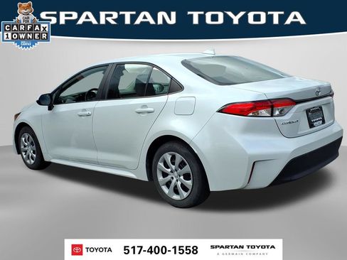 Used 2024 Toyota Corolla LE FWD image 9