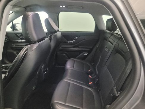 Used 2022 Lincoln Corsair AWD w/ Equipment Group 101A image 18