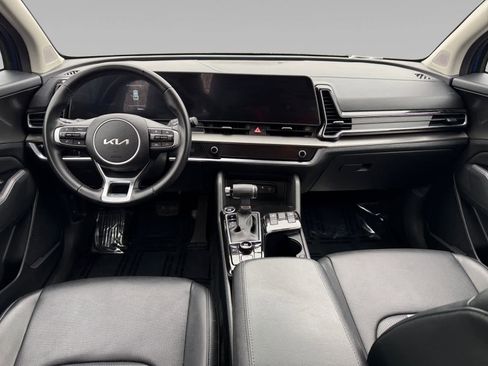 Used 2023 Kia Sportage EX image 11