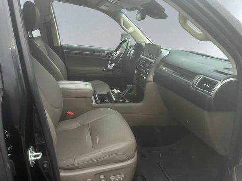Used 2023 Lexus GX 460 Premium w/ Premium Package image 39