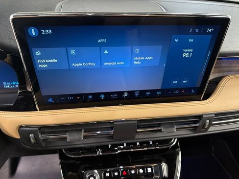 Used 2023 Lincoln Corsair Grand Touring w/ Equipment Group 302A AWD/4WD image 9