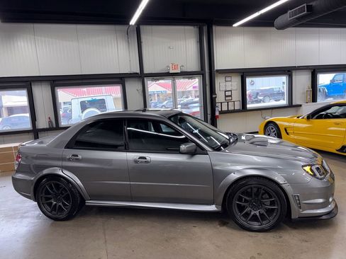 Used 2007 Subaru Impreza WRX STI Limited w/ Popular Equipment Group 2C image 16